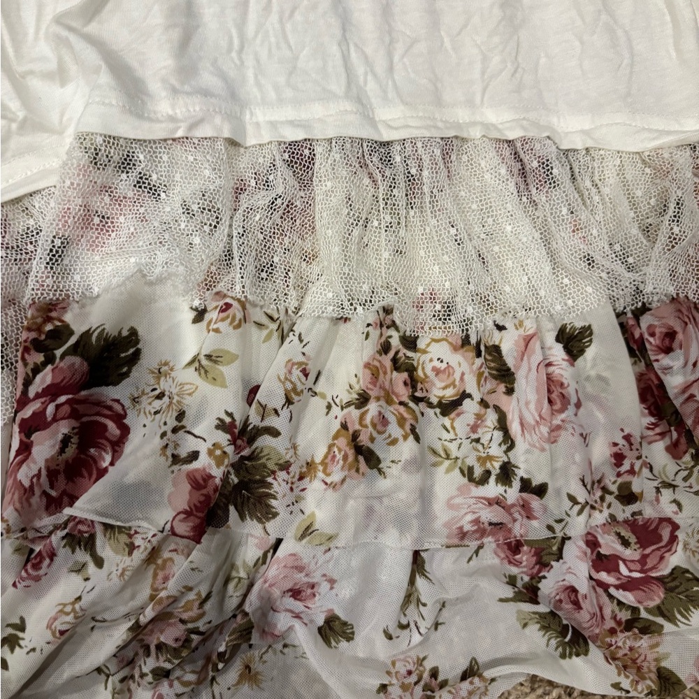 Set of Four Lace Trim Camisoles - Picture 2 of 4